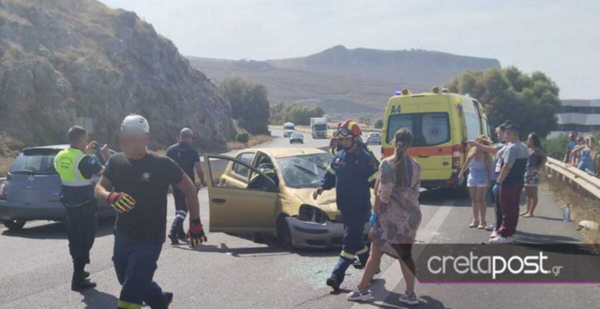 Κρήτη: Σοβαρό τροχαίο στον ΒΟΑΚ με γυναίκα να εγκλωβίζεται στο αυτοκίνητό της