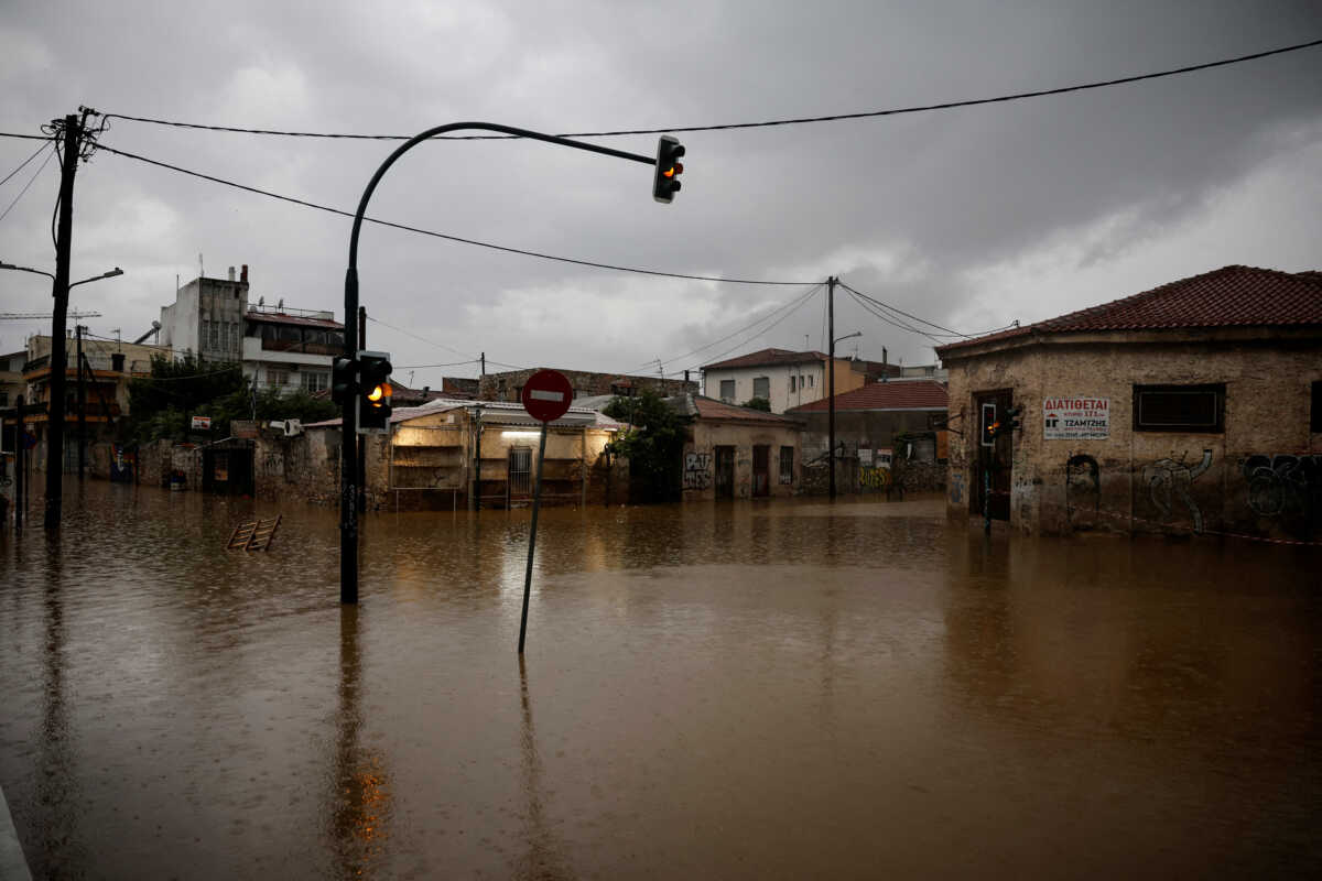 Καιρός – Meteo: Τα δύο πρόσωπα του Σεπτέμβρη, ιδιαίτερα ζεστός σε Μακεδονία και Θράκη και ψυχρός στην Κεντρική Ελλάδα