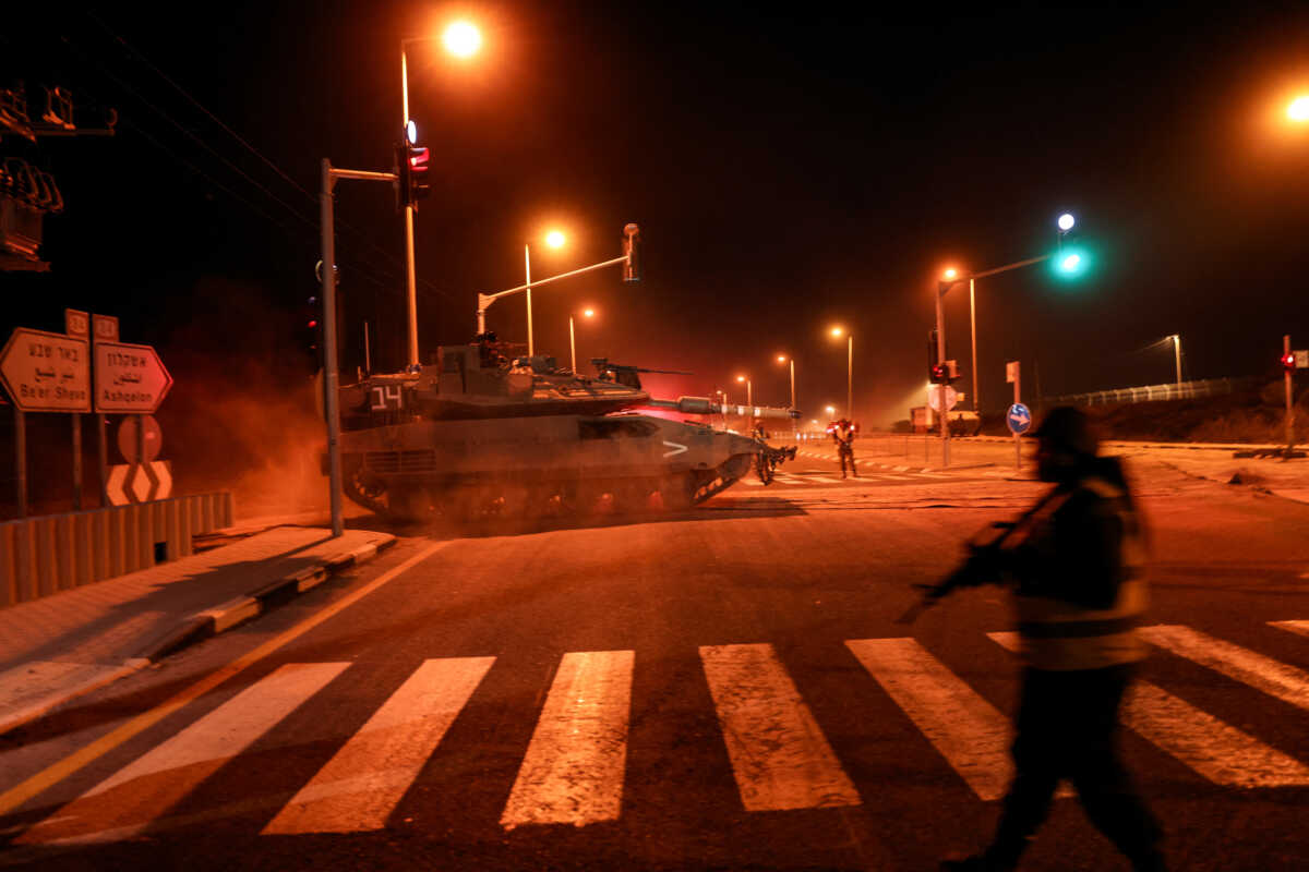 Πόλεμος στο Ισραήλ: Η Χαμάς οργάνωνε για μήνες την επίθεση – Συνεχίζονται οι μάχες για 6η νύχτα