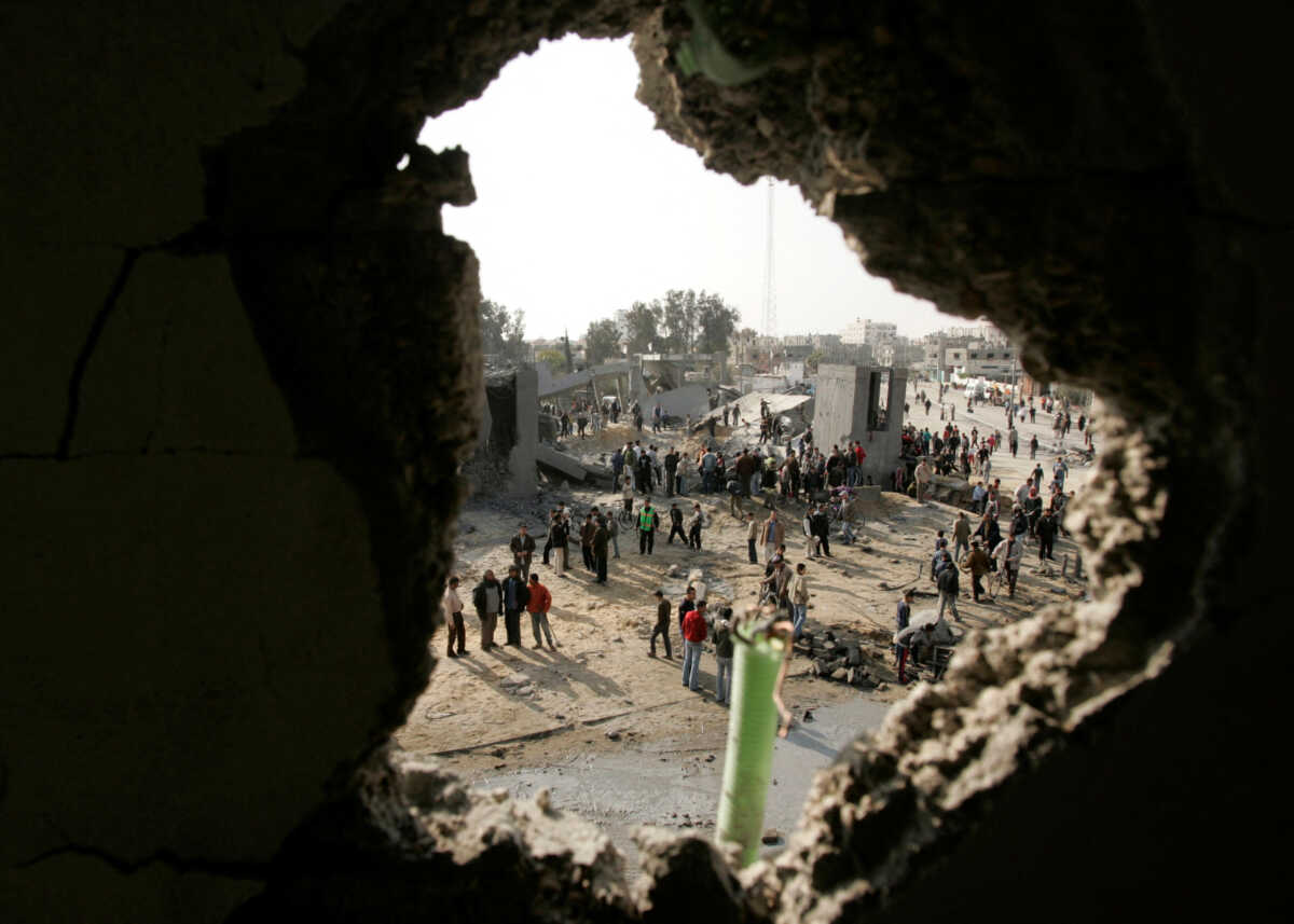 Πόλεμος στο Ισραήλ: Ξεπέρασαν τους 2.000 οι νεκροί και στις δύο πλευρές – Βομβαρδισμοί χωρίς τέλος προς τη Γάζα
