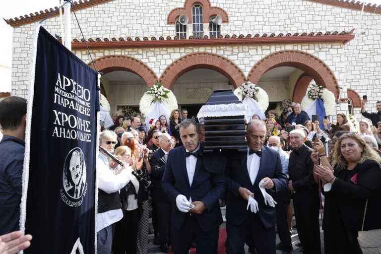 Με θρακιώτικη μουσική το τελευταίο αντίο στον Χρόνη Αηδονίδη, τον μεγάλο δάσκαλο του παραδοσιακού τραγουδιού