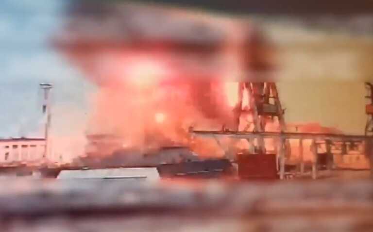 Οι Ουκρανοί χτύπησαν με πύραυλο Scalp τη ρωσική κορβέτα «Askold» στην Κριμαία – Τα συγχαρητήρια Ζελένσκι