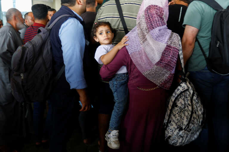 Ανοίγει ξανά αύριο η διάβαση της Ράφα - Πέρασαν στην Αίγυπτο 76 Παλαιστίνιοι τραυματίες και 335 κάτοχοι ξένων διαβατηρίων