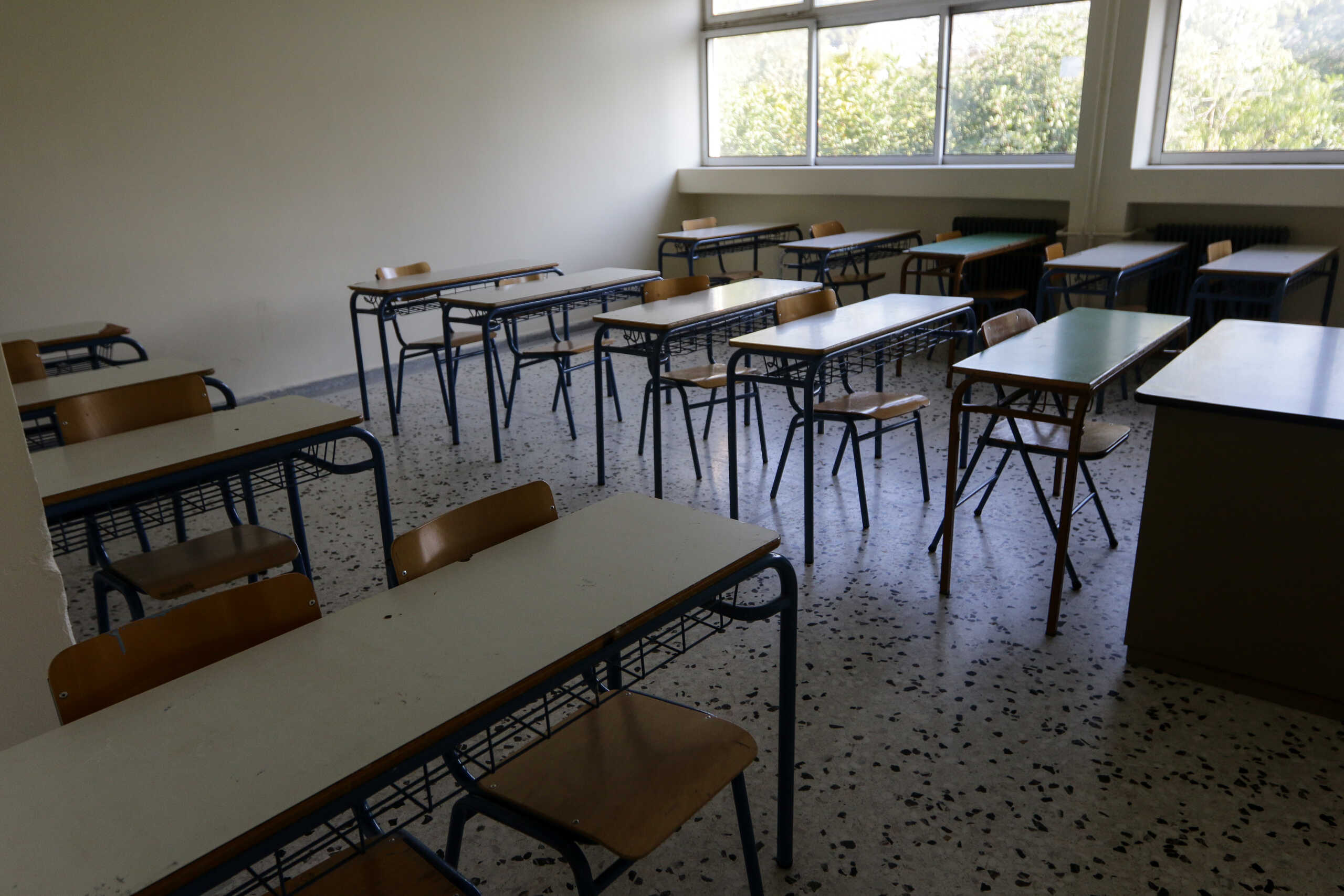Λέσβος: Παραιτήθηκε διευθυντής μετά τον έλεγχο στο σχολείο του – Έλειπαν 80 μαθητές