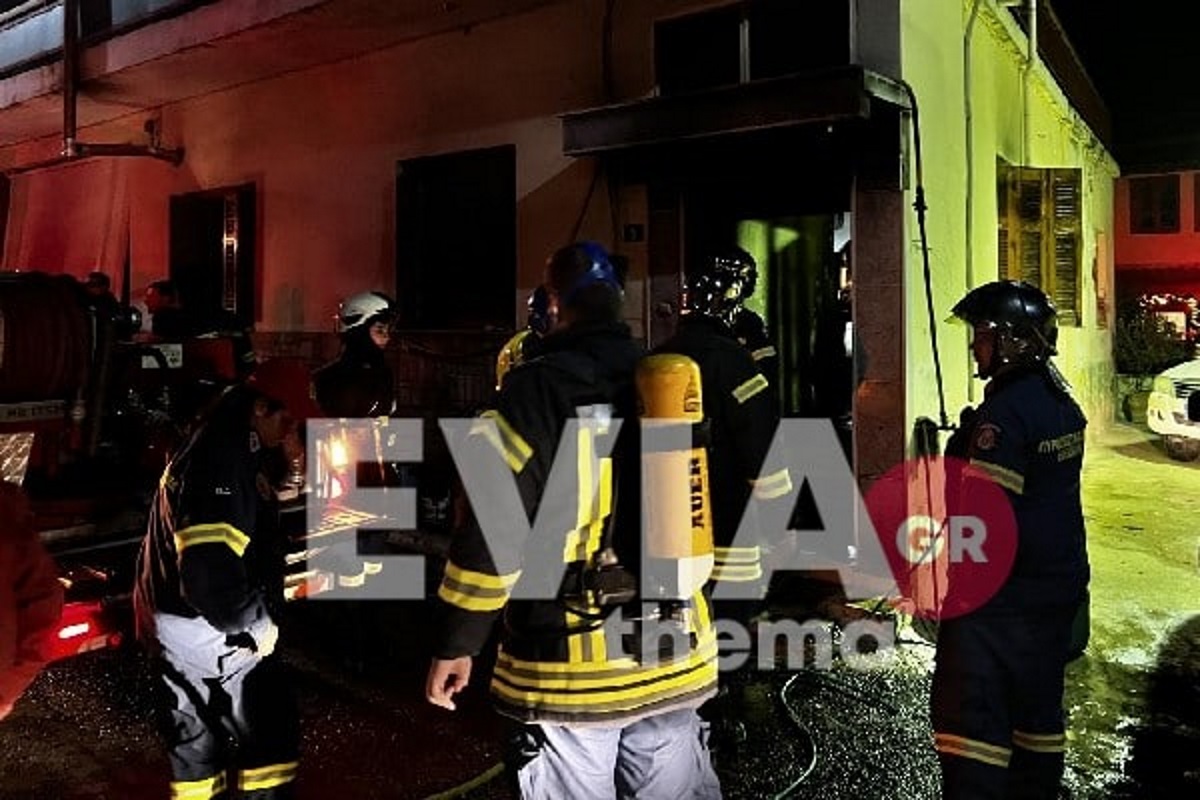 Εύβοια: Φωτιά σε σπίτι στα Ψαχνά – Με εγκαύματα ο ιδιοκτήτης