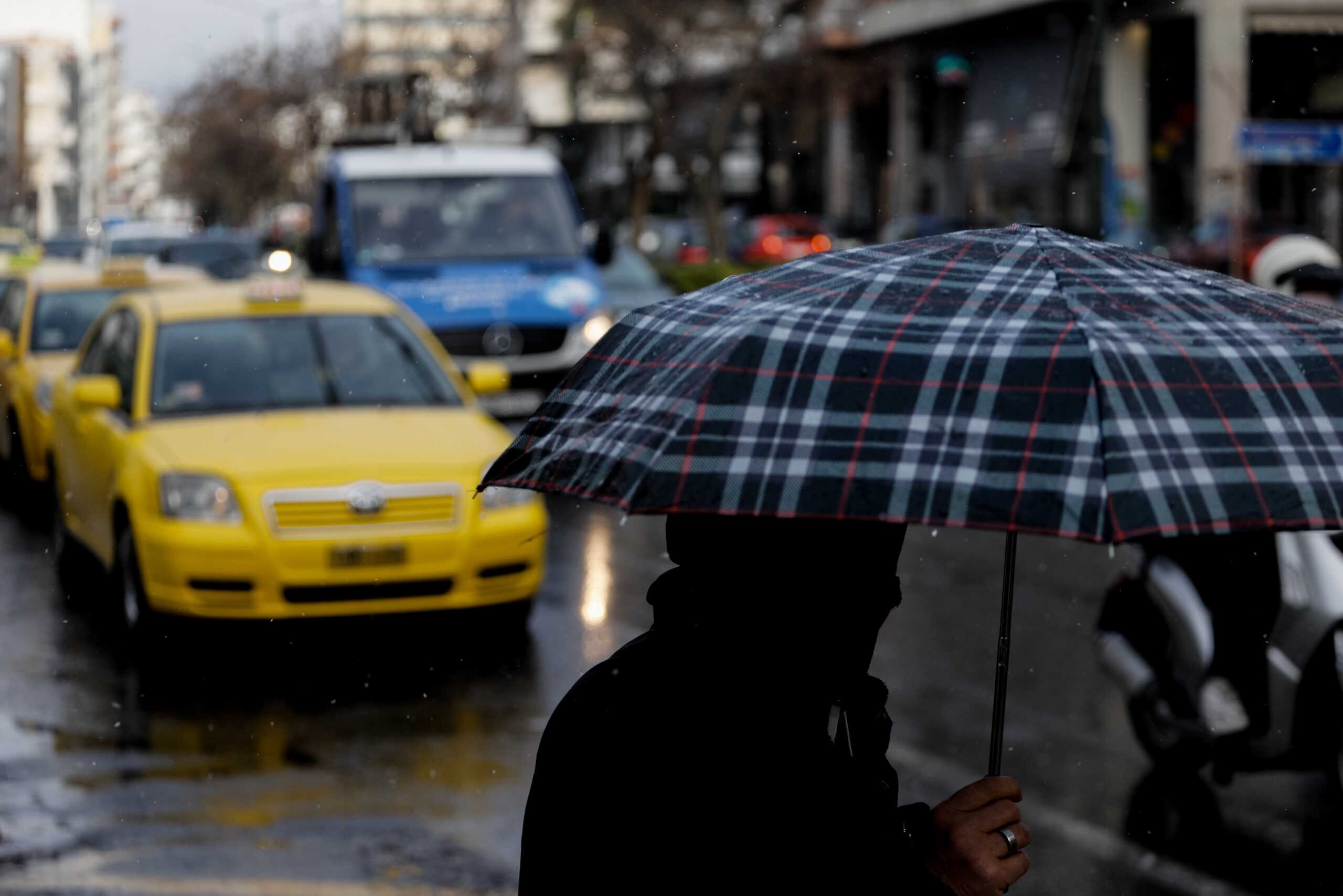 Καιρός: Βροχές και καταιγίδες από το απόγευμα στην Αττική – Η πρόβλεψη Καλλιάνου και Αρναούτογλου