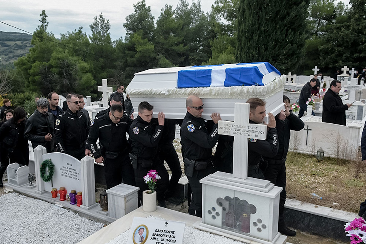 Το αντίο του ΣΕΦΕΑΑ στον 29χρονο αστυνομικό που σκοτώθηκε στην καταδίωξη στον Ασπρόπυργο