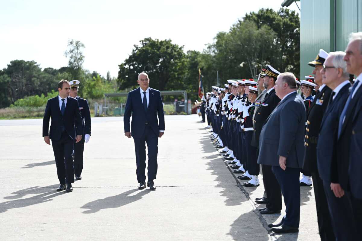 Δένδιας: Η Ελλάδα στέλνει φρεγάτα στην Ερυθρά Θάλασσα