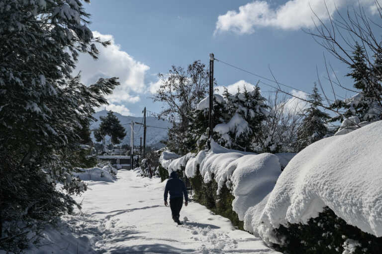 Βροχές και καταιγίδες από το βράδυ της Πέμπτης – Χιόνια και κρύο το Σαββατοκύριακο