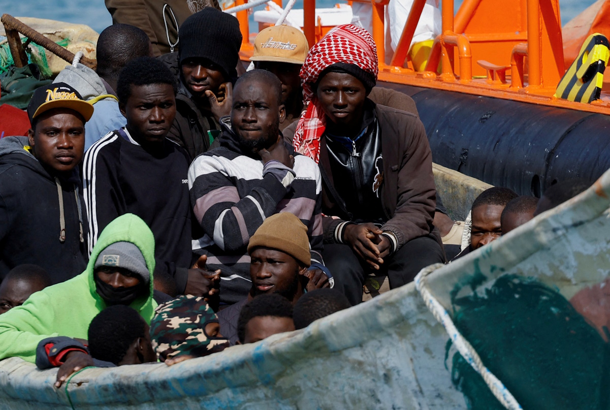 Τυνησία: Δύο έφηβοι μετανάστες πέθαναν σε κοντέινερ πλοίου με προορισμό την Ευρώπη
