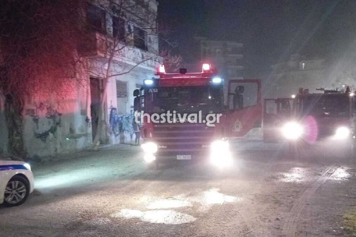 Θεσσαλονίκη: Φωτιά στο εγκαταλελειμμένο εργοστάσιο της ΑΓΝΟ στη Σταυρούπολη