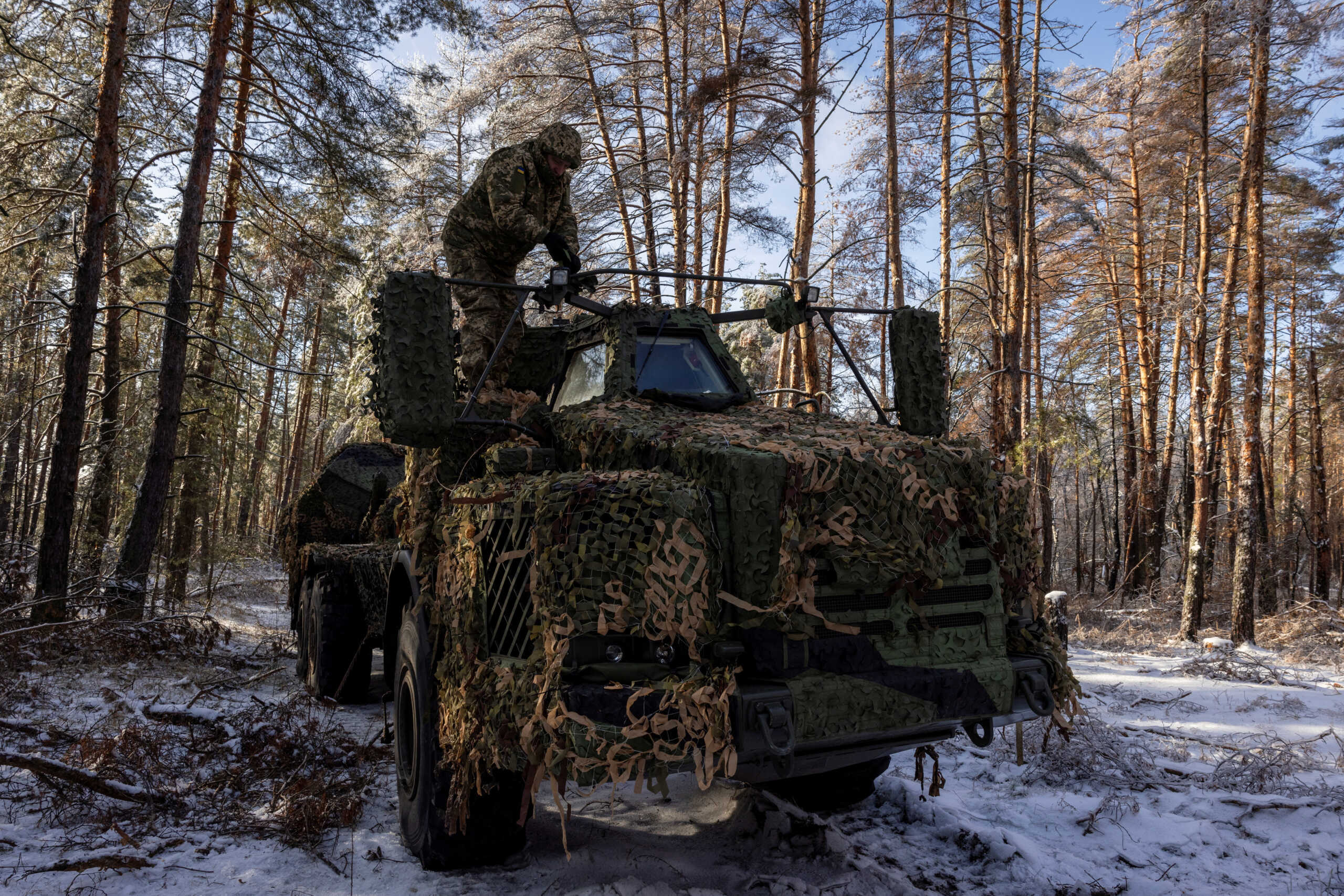 Ουκρανία: Ο στρατός εγκατέλειψε θέσεις ανατολικά της Αντιίβκα, αυξάνονται οι πιθανότητες να καταληφθεί από την Ρωσία