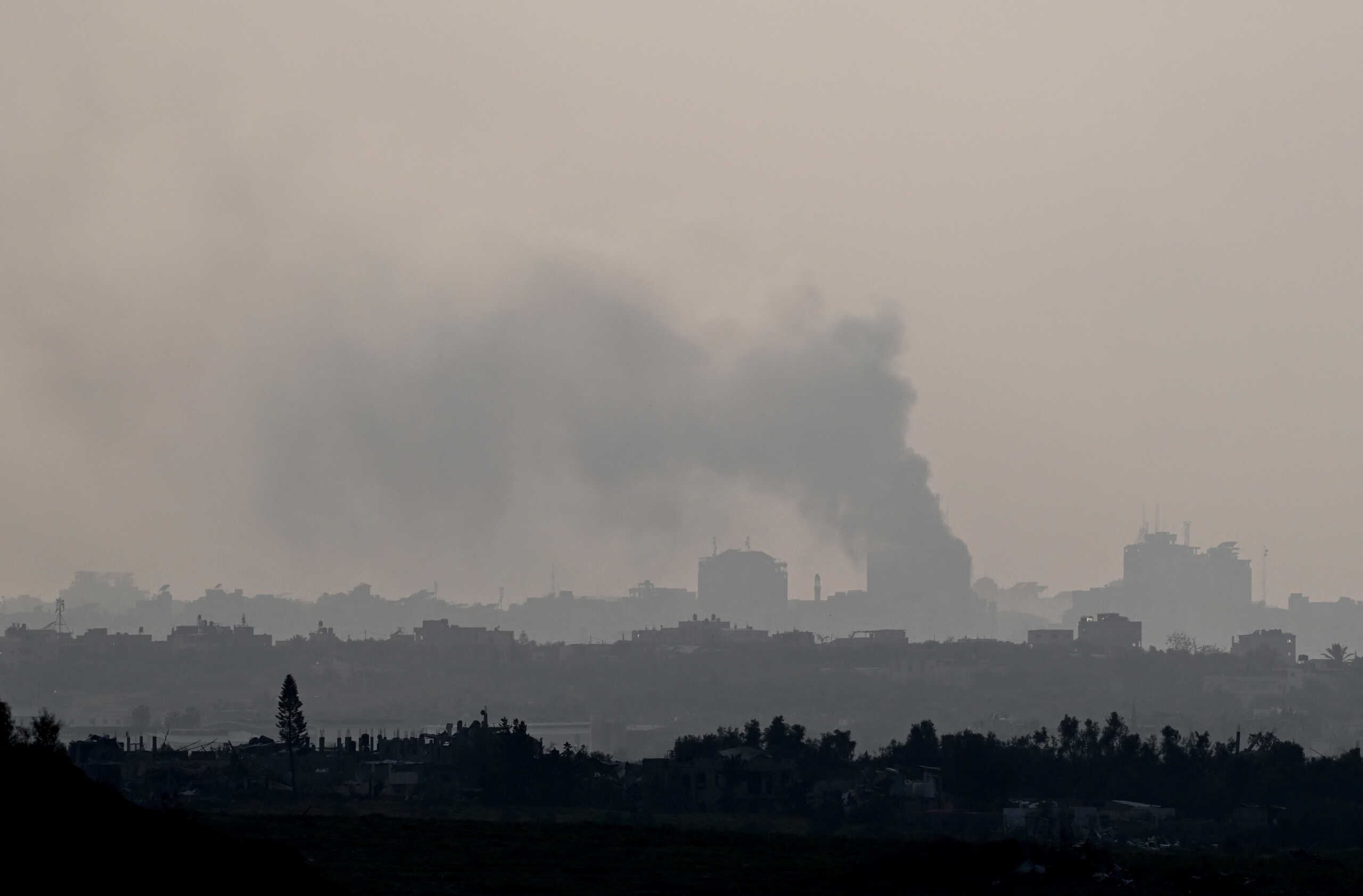 Λωρίδα της Γάζας: Η Χαμάς ανακοίνωσε πως ακόμα 3 όμηροι σκοτώθηκαν από Ισραηλινούς βομβαρδισμούς