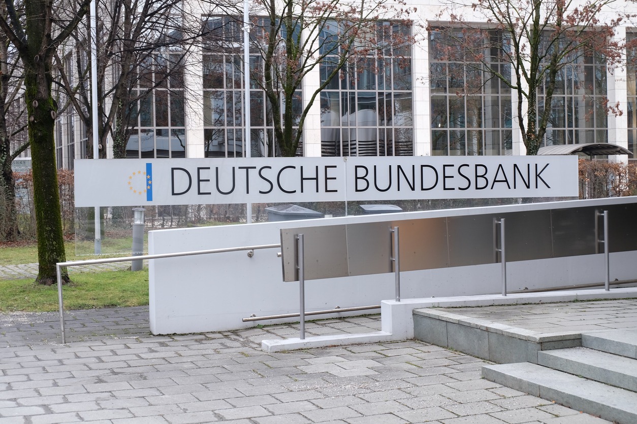 Η Bundesbank προειδοποιεί για «δυσάρεστους» ελεγχους τις γερμανικές τράπεζες με στόχο τον εντοπισμό «κινδύνων»