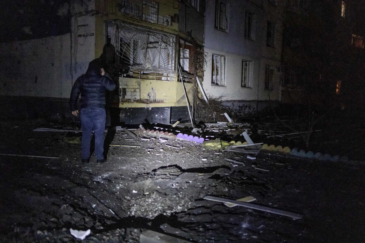 Ουκρανία: Νεκροί δύο Γάλλοι από ρωσικό βομβαρδισμό κοντά στη Χερσώνα