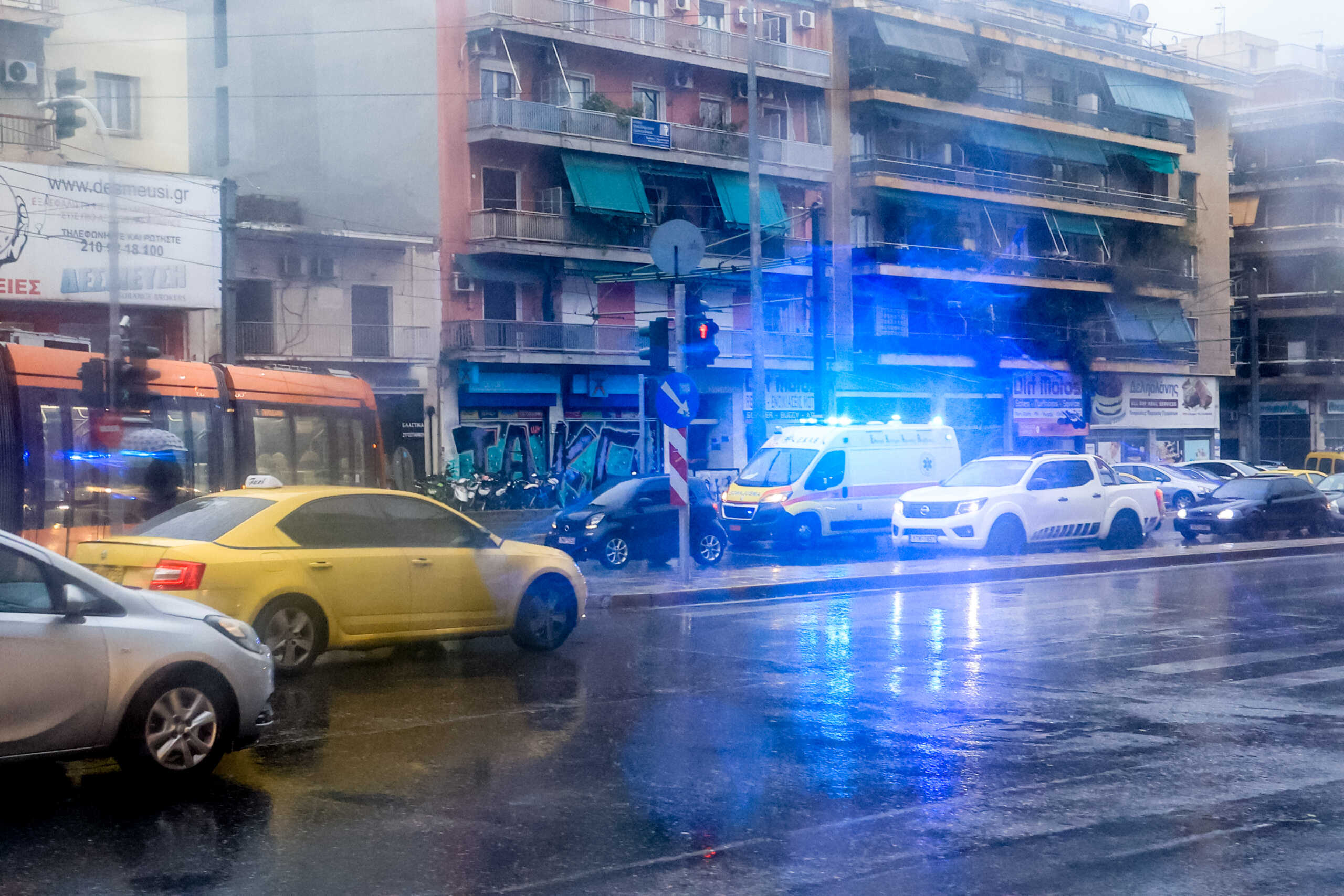 Καιρός αύριο: Βροχές και καταιγίδες σε Αττική και Θεσσαλονίκη