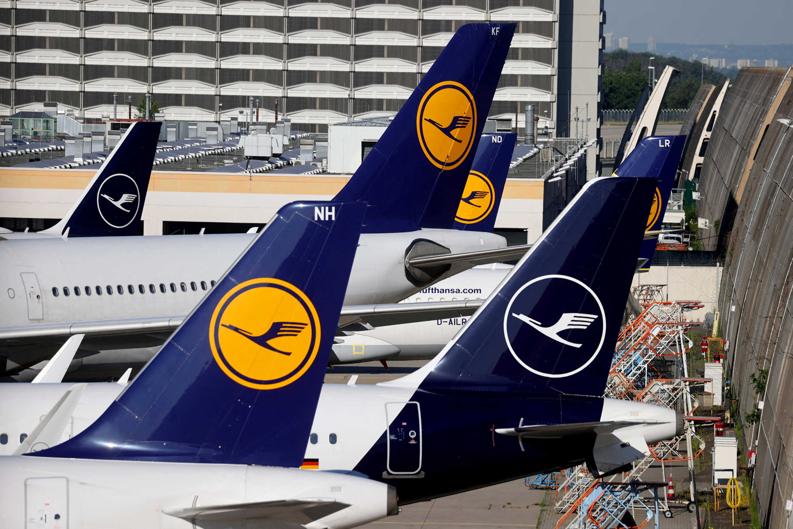 Γερμανία: Aπεργία του προσωπικού εδάφους της Lufthansa από Πέμπτη έως Σάββατο – Επηρεάζονται εκατοντάδες πτήσεις