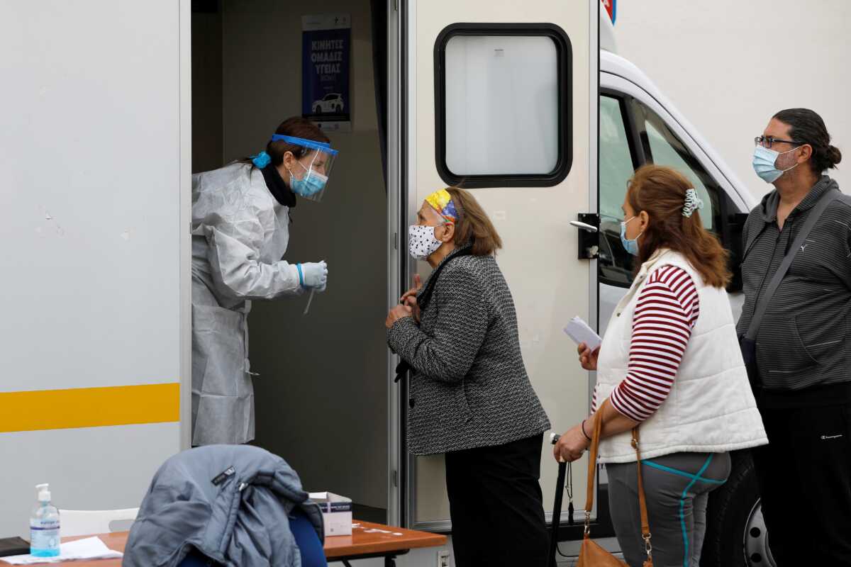 Κορονοϊός: Τέλος όλα τα μέτρα στην Ελλάδα για τον ιό που τρομοκράτησε την ανθρωπότητα
