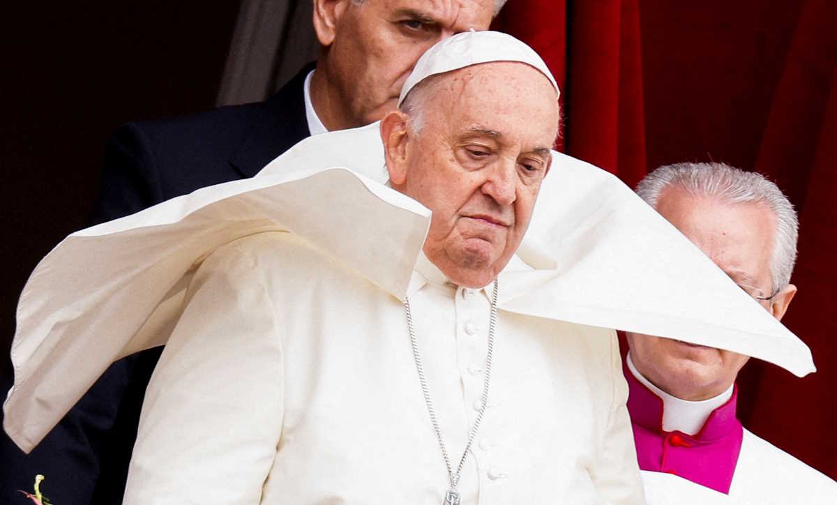 Πάπας Φραγκίσκος: Όταν πεθάνω θέλω ένα φέρετρο αξιοπρεπές όπως όλοι οι χριστιανοί