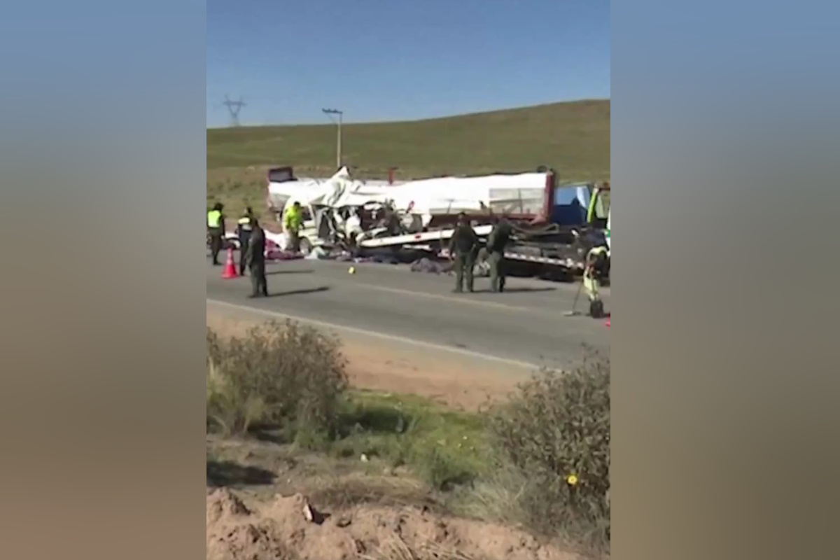 Βολιβία: Τουλάχιστον 14 νεκροί και 2 τραυματίες σε σύγκρουση λεωφορείο με φορτηγό
