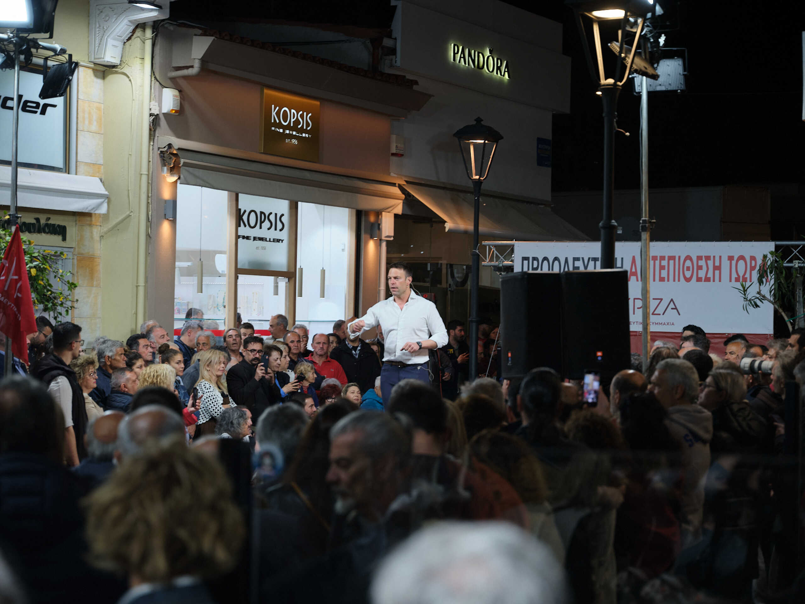 Στέφανος Κασσελάκης: Δεν πάμε μπροστά με μισθούς που τους εξαφανίζει η ακρίβεια