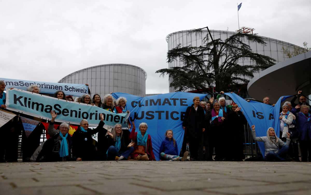 Ευρωπαϊκό Δικαστήριο: «Κινδυνεύσαμε να πεθάνουμε στον καύσωνα» – Ξεσπούν οι Ελβετίδες γιαγιάδες που κέρδισαν αγωγή για το κλίμα