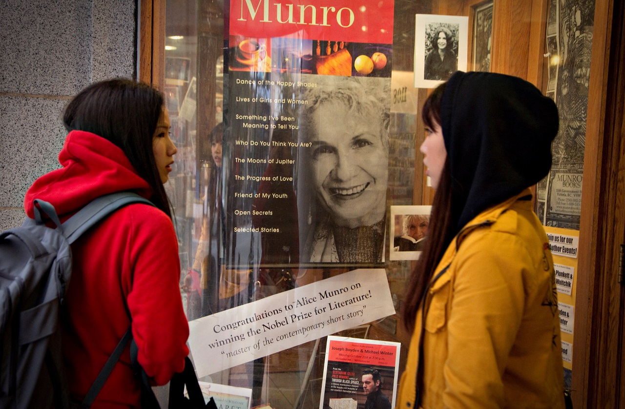 Πέθανε η Καναδή συγγραφέας Αλίς Μανρό, είχε βραβευτεί με Νόμπελ Λογοτεχνίας
