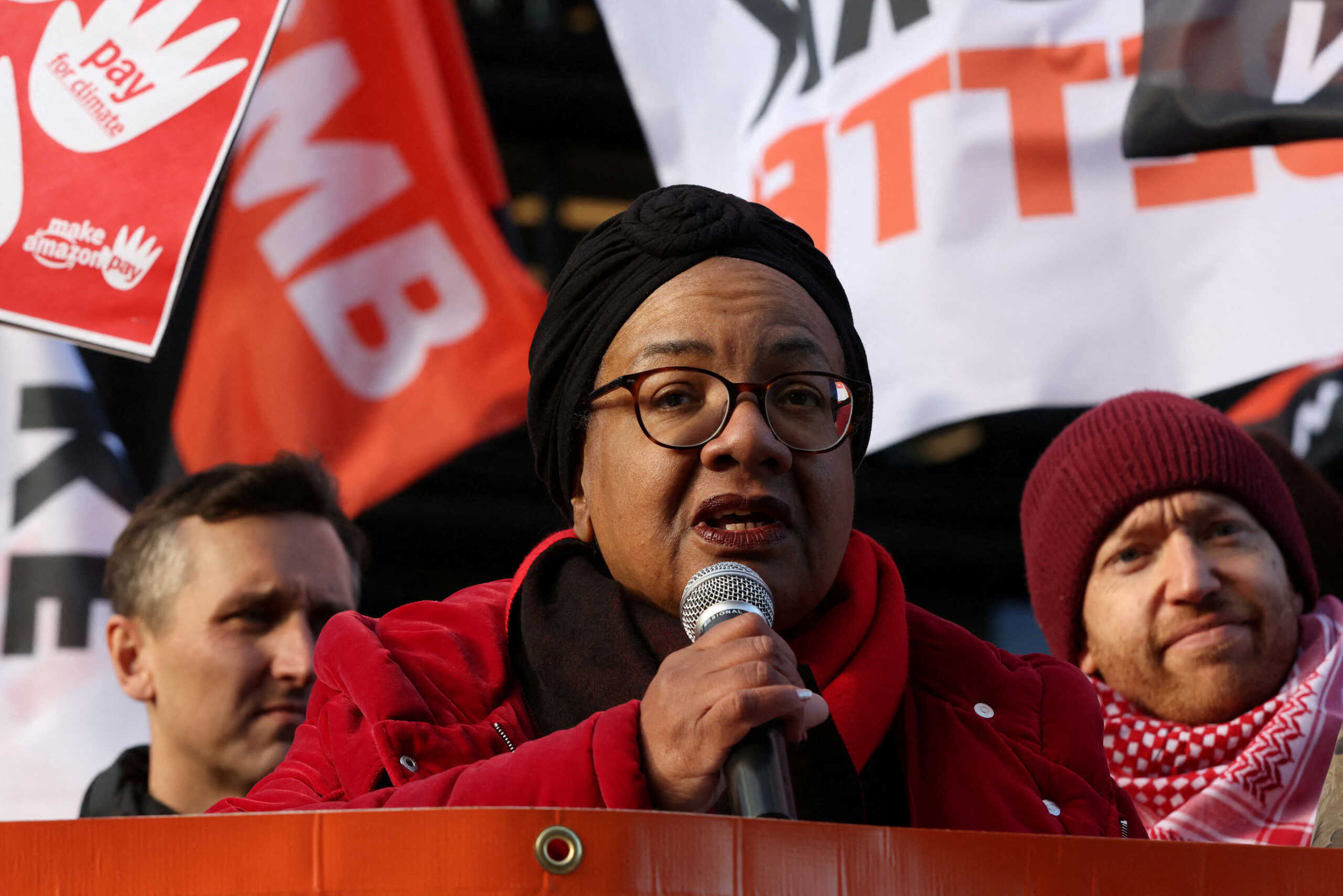 Βρετανία: Απαγορεύθηκε στην Νταϊάν Άμποτ, πρώτη μαύρη γυναίκα βουλευτή, να είναι υποψήφια με το Εργατικό Κόμμα