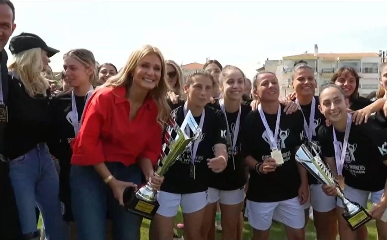 Η Νατάσα Θεοδωρίδου γιόρτασε με την ομάδα του ΠΑΟΚ την κατάκτηση του πρωταθλήματος στις γυναίκες