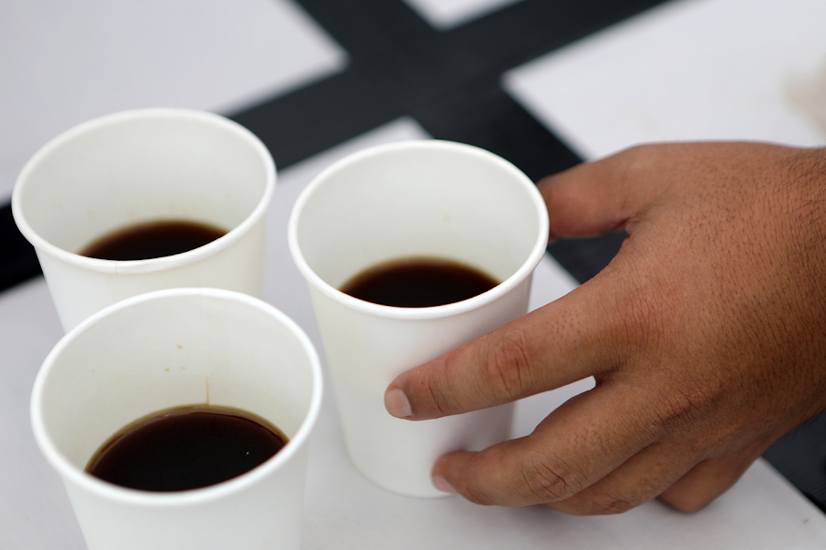 Η καφεΐνη μέρος της καθημερινής διατροφής εφήβων στις ΗΠΑ, λέει 1 στους 4 γονείς