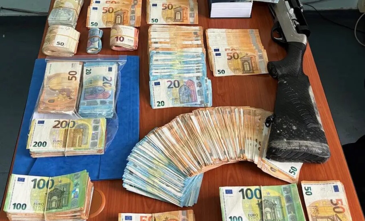 Χαλκίδα: Απολογούνται την Παρασκευή οι 7 εφοριακοί που εκβίαζαν επιχειρηματίες και έβγαλαν 95.000 ευρώ