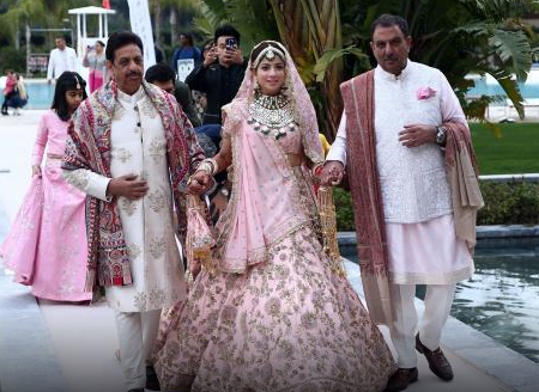 Λουτράκι: Γάμος με «άρωμα» Bollywood, νύφη η κόρη Ινδού μεγιστάνα και γαμπρός ένας Έλληνας επιχειρηματίας