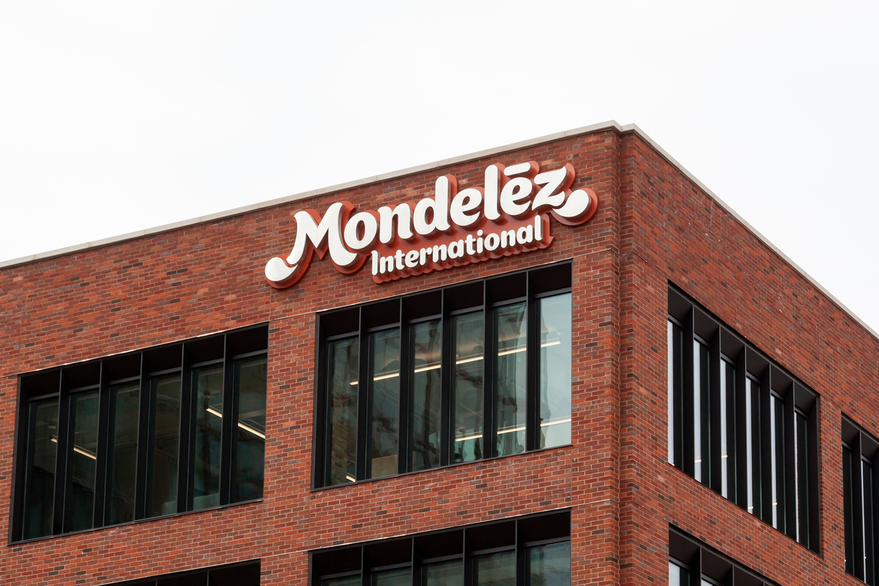Πολυεθνικές: Ποια διάταξη παραβίασε η Mondelez και που εντοπίζει η κυβέρνηση το «αγκάθι» στο διασυνοριακό εμπόριο