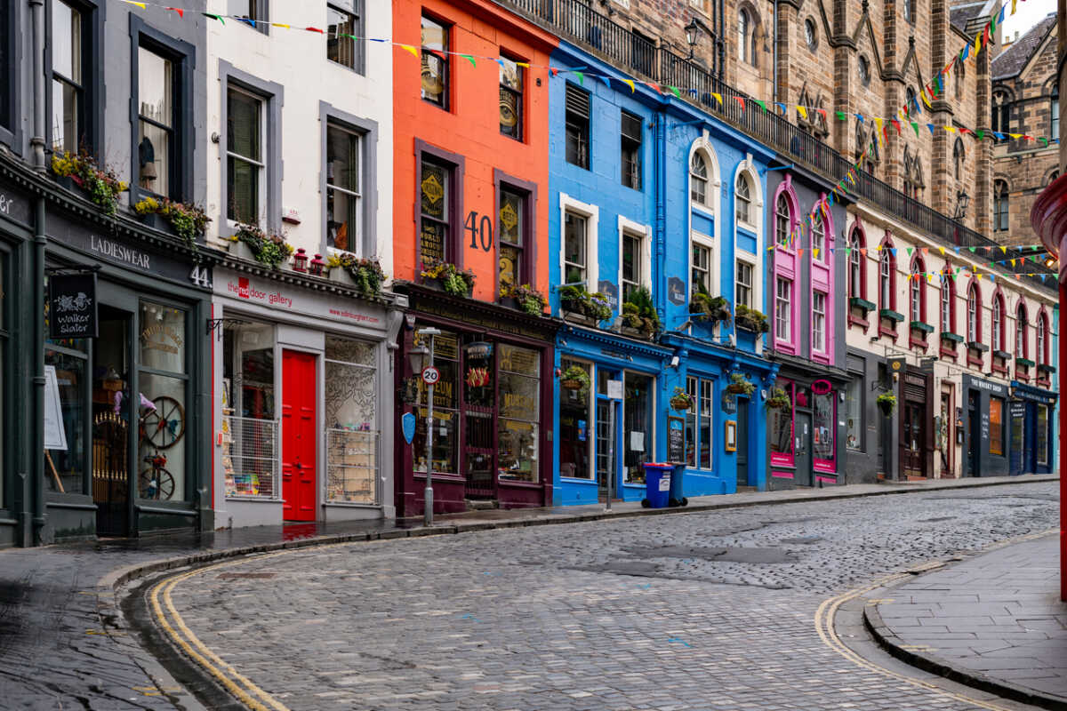 5+1 πράγματα να δεις και να κάνεις στο Εδιμβούργο, την ωραιότερη πόλη της Σκωτίας