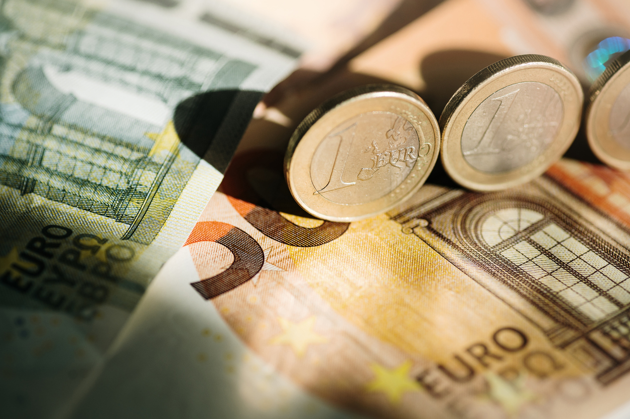 Δημόσιο χρέος: Μειώθηκε κατά 1 δισ. ευρώ το α’ τρίμηνο του 2024 – Στις αγορές την Τετάρτη το Δημόσιο