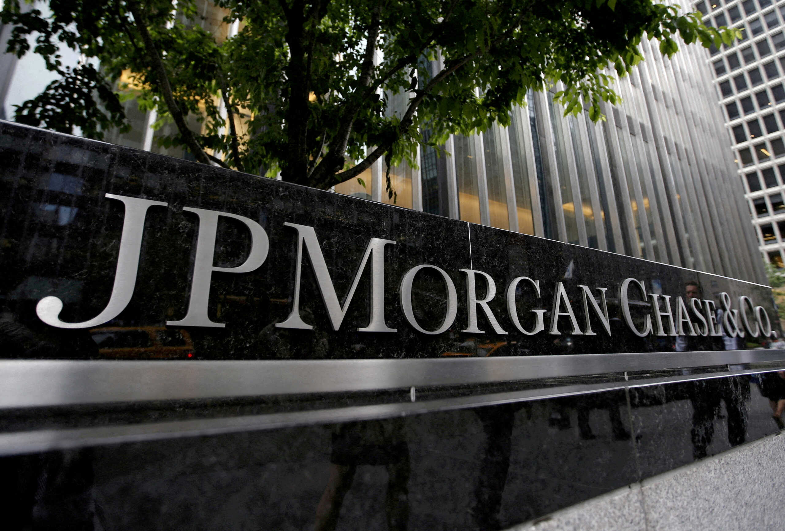 JP Morgan: Θετική η αναθεώρηση της οικονομίας της Κίνας – Προβλέπεται ανάπτυξη 5,2% το 2024