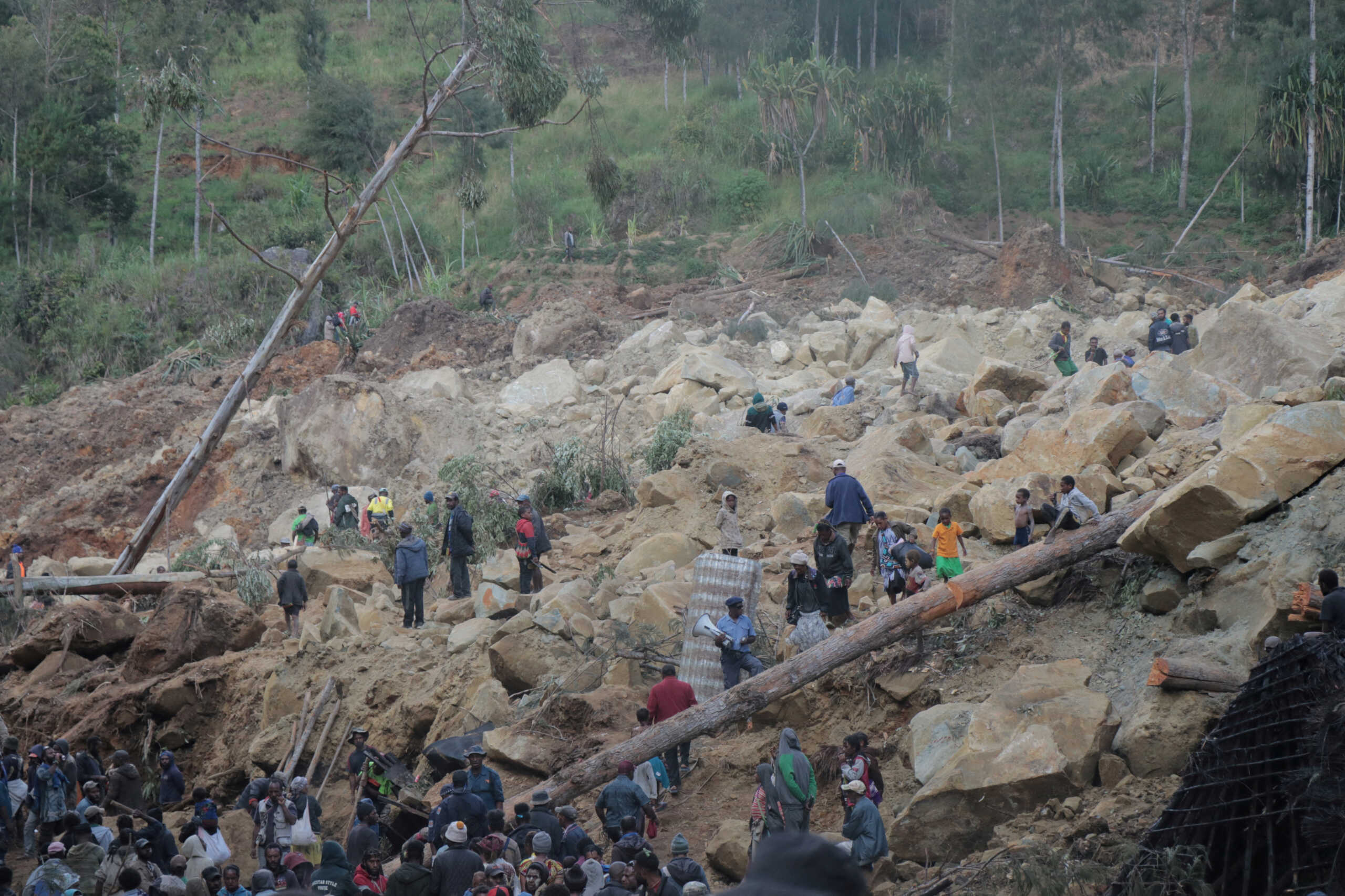 Παπούα Νέα Γουινέα: Πάνω από 2.000 θάφτηκαν ζωντανοί κάτω από τόνους λάσπης μετά τις φονικές κατολισθήσεις