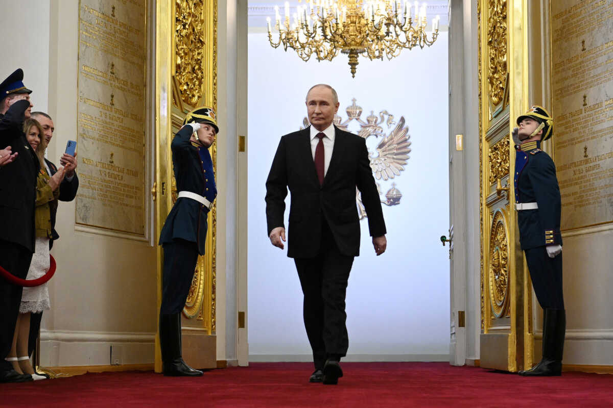 Ο Βλαντίμιρ Πούτιν ορκίστηκε 5η φορά πρόεδρος της Ρωσίας και δεν απέκλεισε διάλογο με τη Δύση