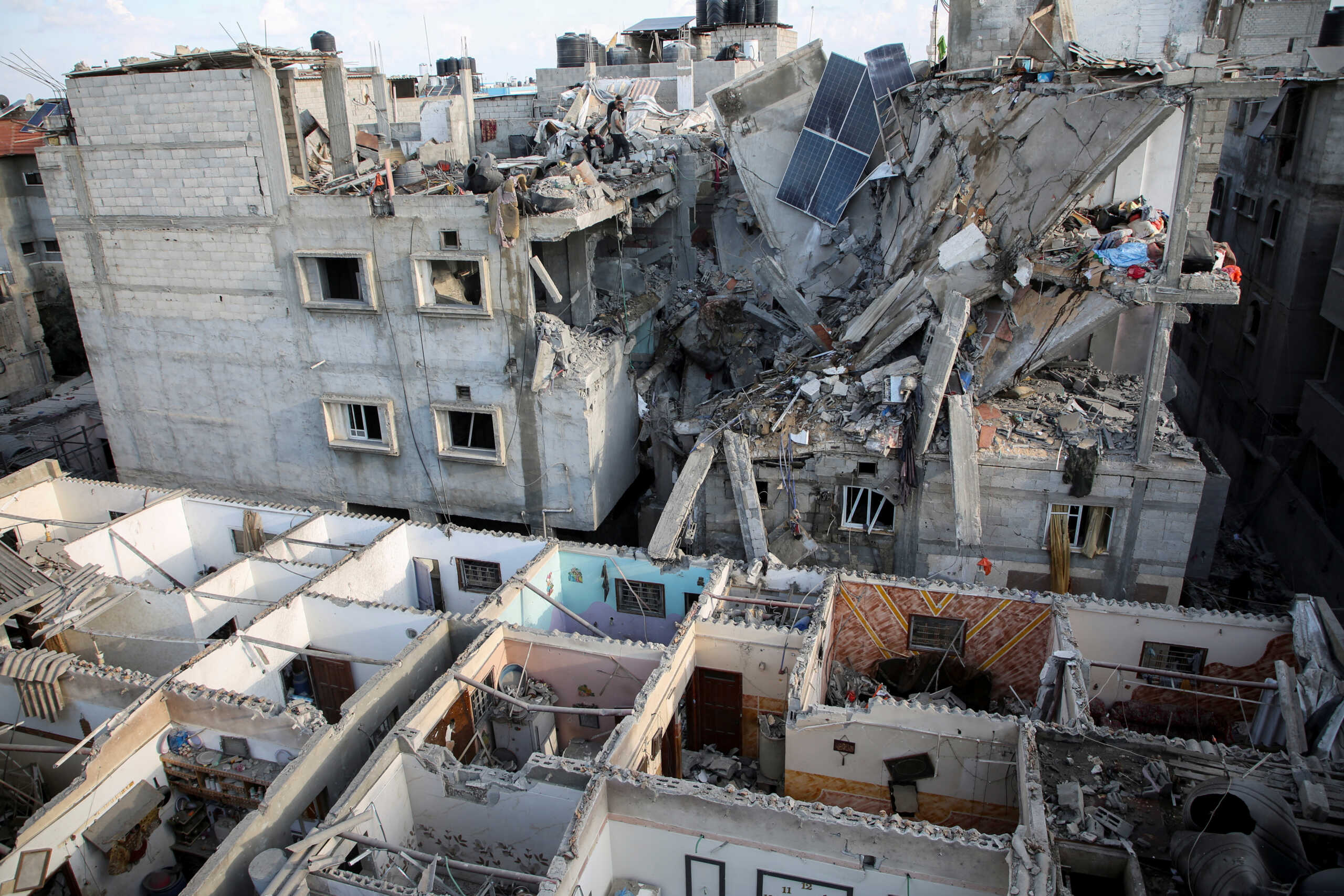 Μέση Ανατολή: Δίχως τέλος οι βομβαρδισμοί στη Ράφα – «Τελευταία ευκαιρία» για εκεχειρία στο Κάιρο
