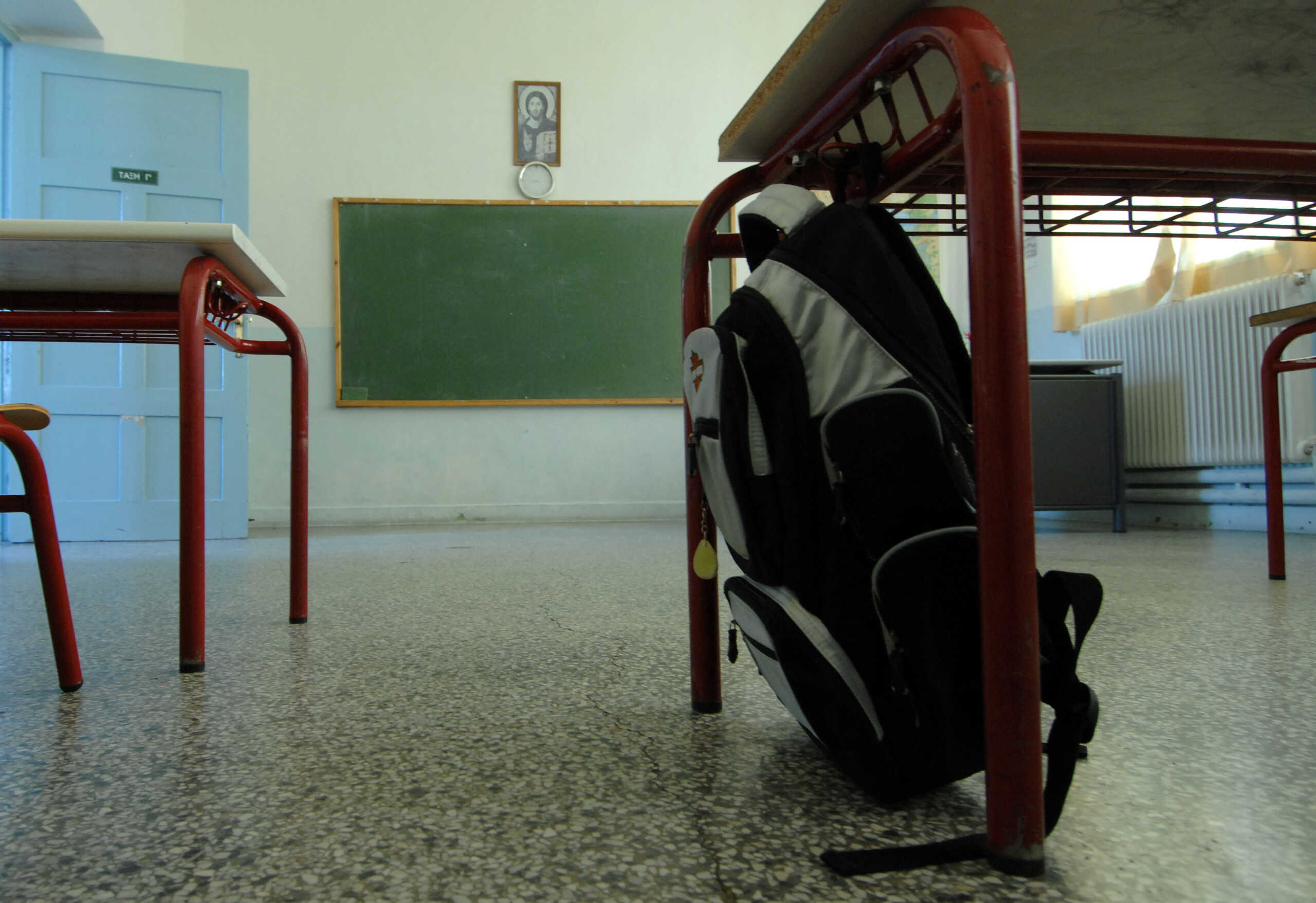 Σέρρες: Κλειστό αύριο το Δημοτικό Σχολείο Προβατά, αποκολλήθηκαν σοβάδες από τη οροφή αίθουσας