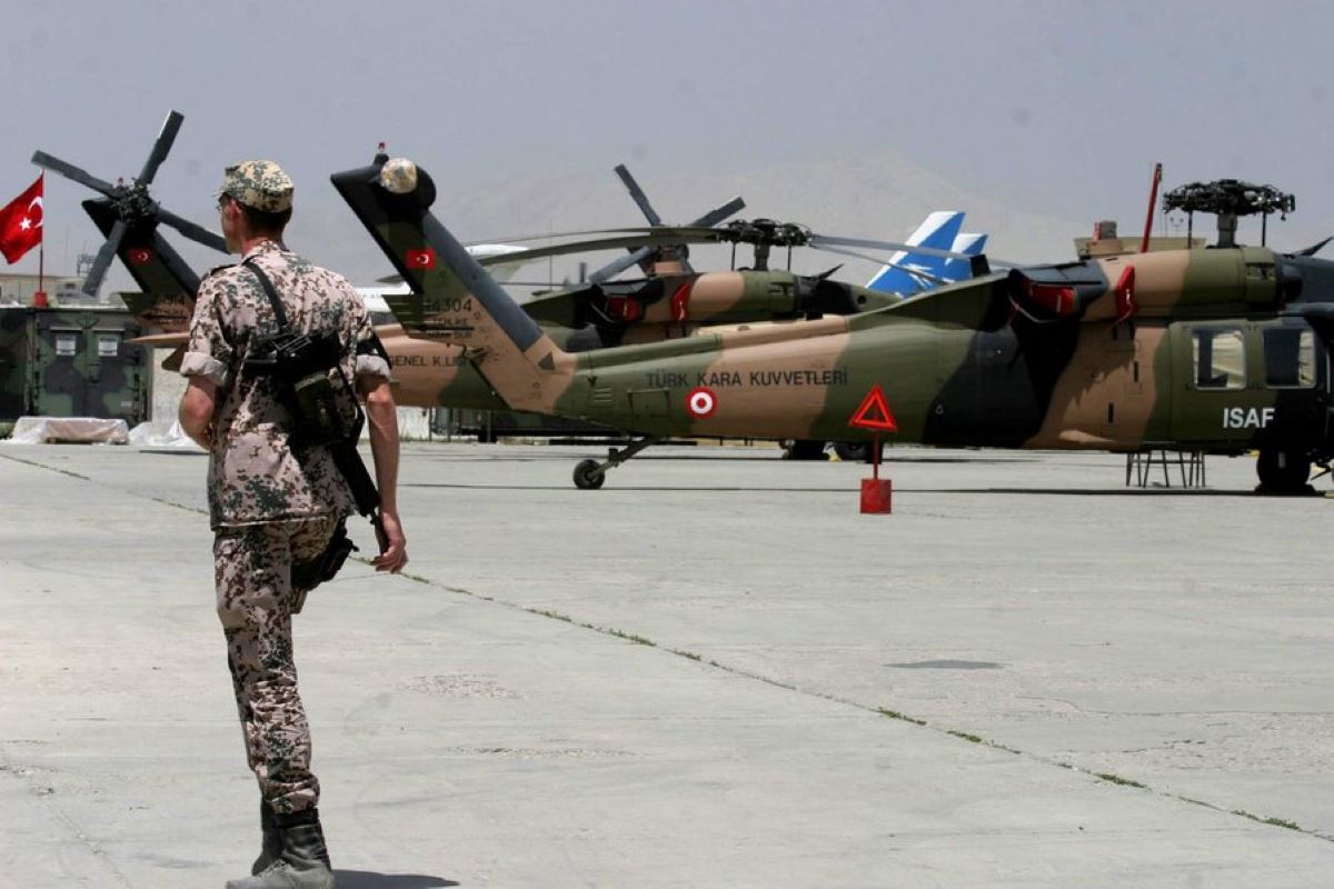 Εννιά παραβάσεις από τουρκικά ελικόπτερα – Πέταξαν στο FIR Αθηνών χωρίς σχέδιο πτήσης