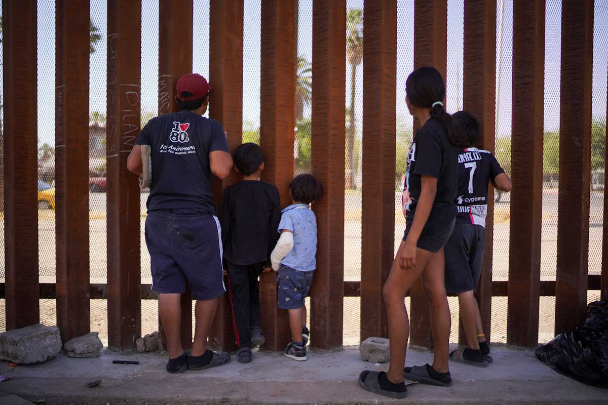 Μεξικό: Μετανάστες από 117 χώρες πέρασαν για να φτάσουν στις ΗΠΑ – 3.000 ήταν ασυνόδευτα παιδιά