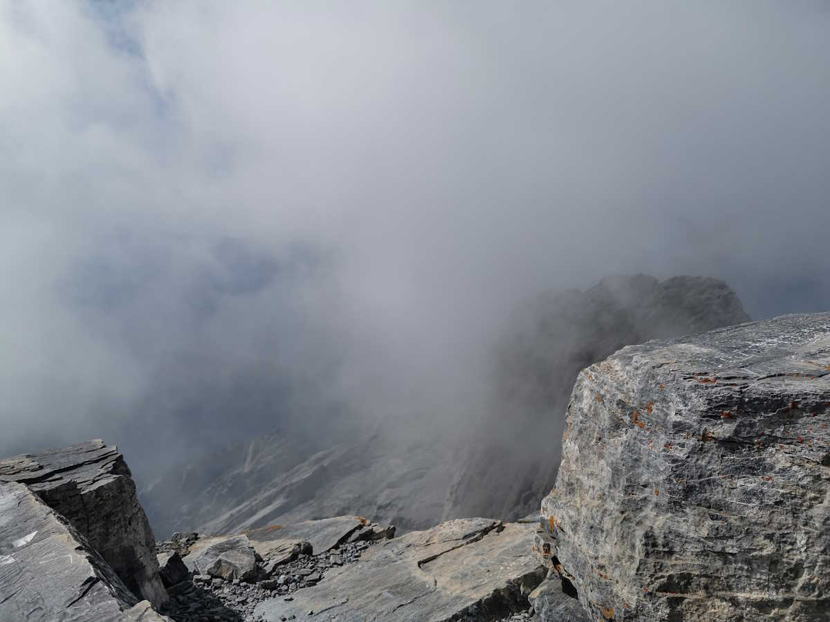 Όλυμπος: Ορειβάτης εγκλωβίστηκε σε απόκρημνο σημείο και στήθηκε επιχείρηση διάσωσής του