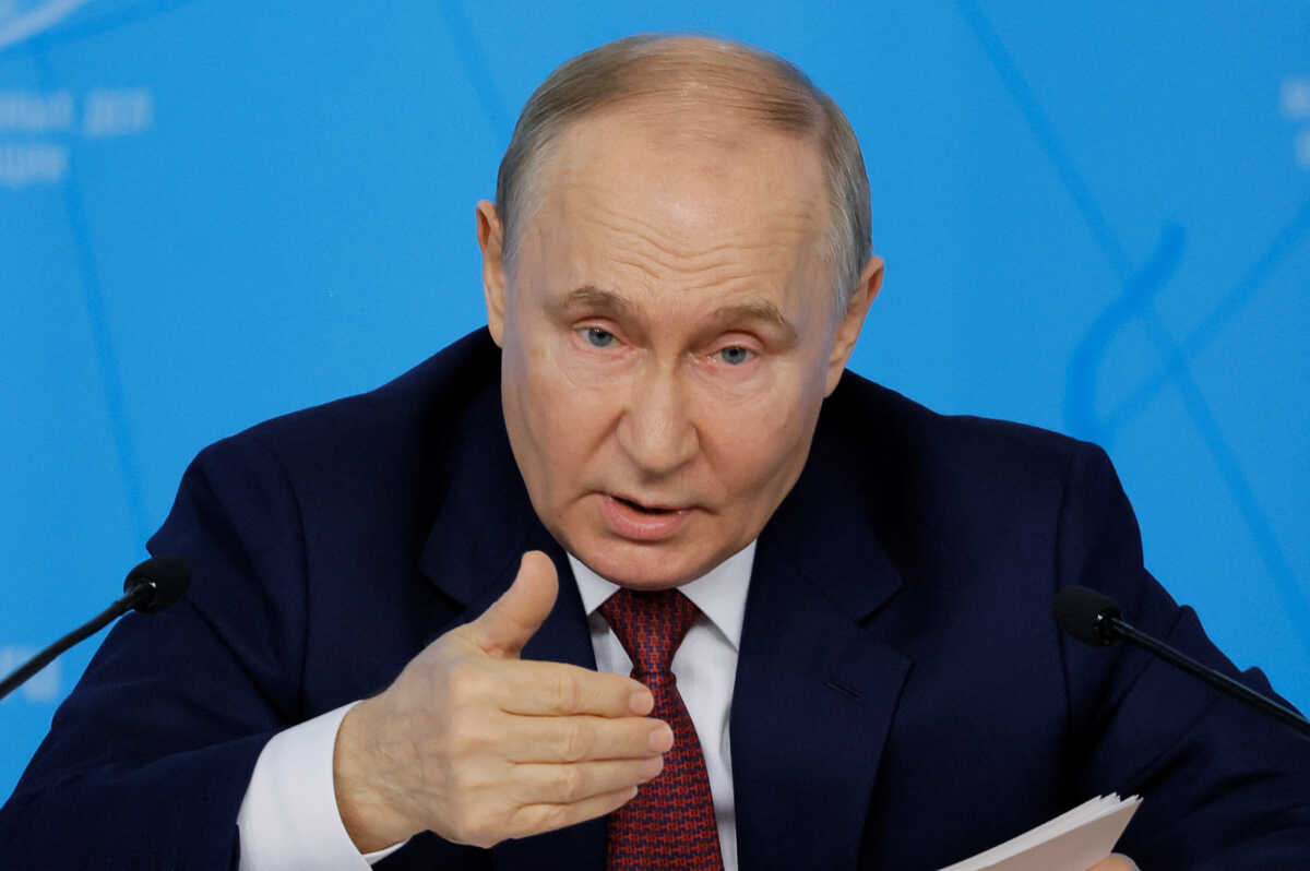 Η Ουκρανία απέρριψε τους όρους του Βλαντιμίρ Πούτιν για κατάπαυση του πυρός ως παράλογους