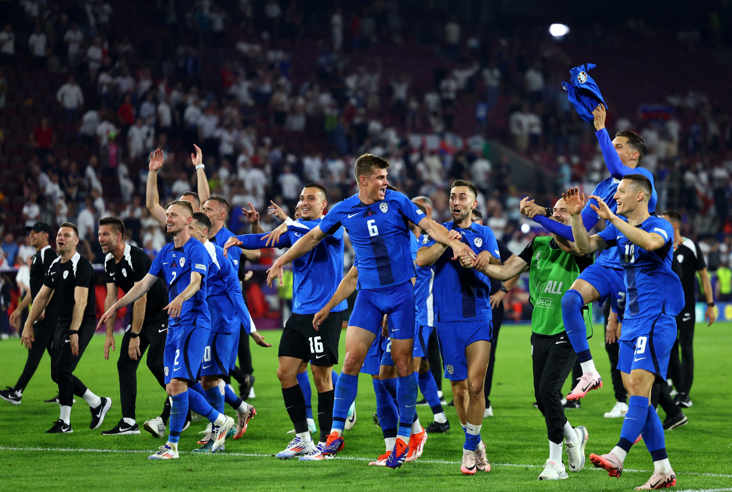 Soccer Football - Euro 2024 - Group C - England v Slovenia - Cologne Stadium, Cologne, Germany - June 25, 2024  Slovenia's Jaka Bijol celebrates with teammates after the match REUTERS