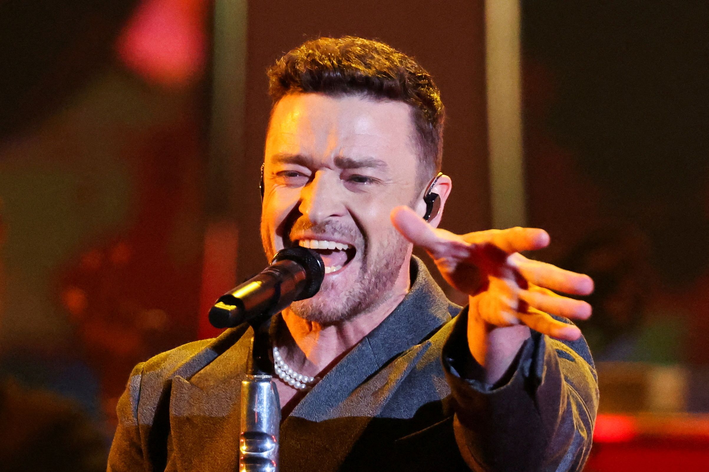 Ο Justin Timberlake ζήτησε συγγνώμη από συνεργάτες του που φοβήθηκαν ότι η σύλληψή του θα ακύρωνε την περιοδεία