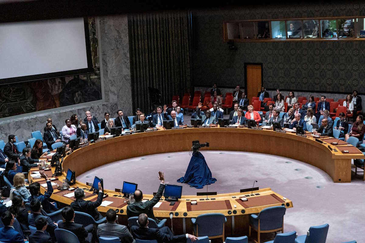 ΟΗΕ – Λωρίδα της Γάζας: Το Συμβούλιο Ασφαλείας ενέκρινε ψήφισμα για κατάπαυση του πυρός και απελευθέρωση ομήρων