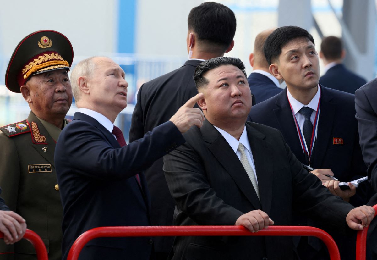 Βλαντιμίρ Πούτιν: Την Τρίτη έχει ραντεβού με τον Κιμ Γιονγκ Ουν – Η πρώτη επίσκεψη μετά το 2000