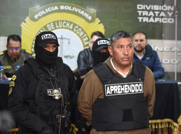 Τουλάχιστον 12 στρατιωτικοί συνελήφθησαν για απόπειρα πραξικοπήματος στη Βολιβία