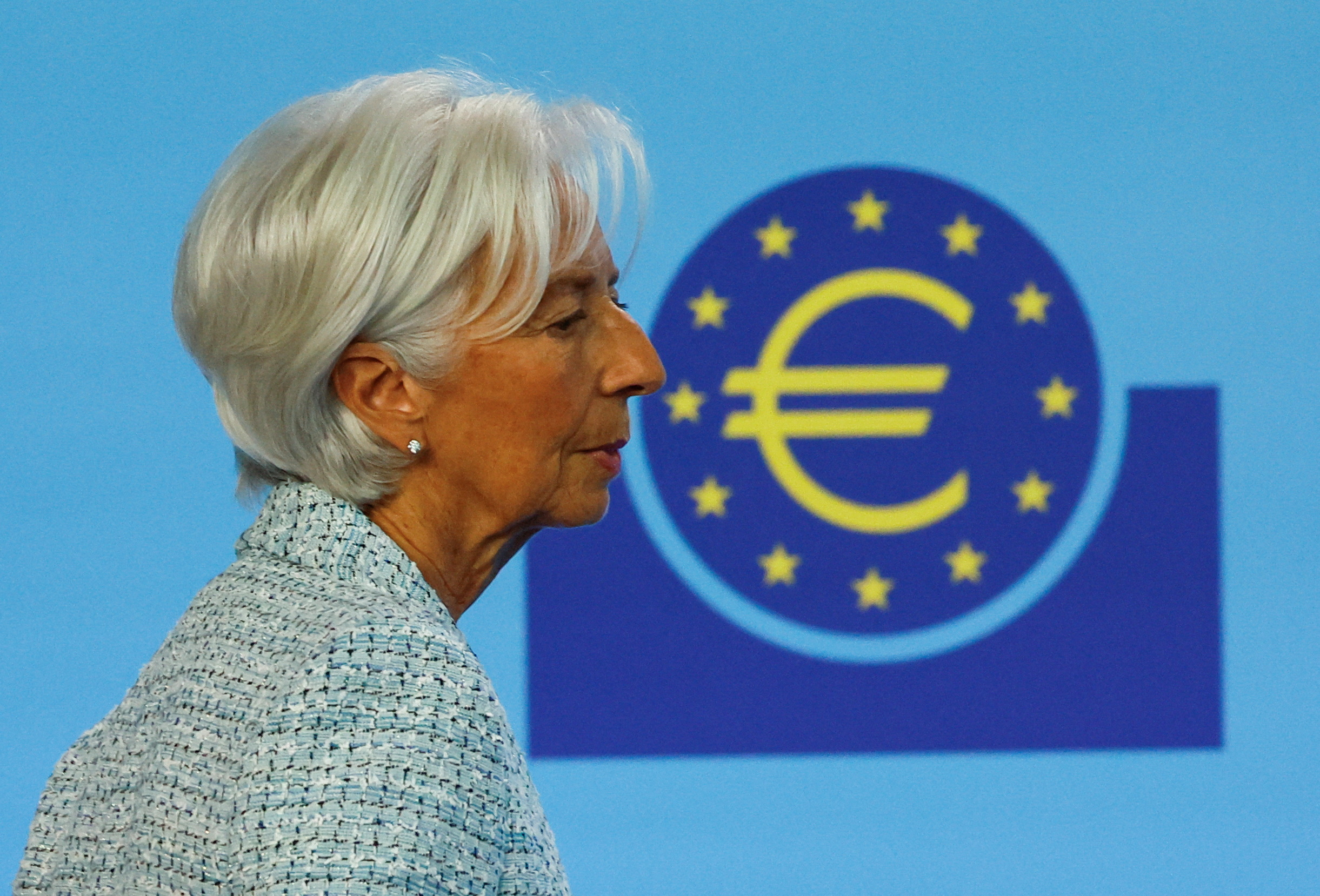 Πληθωρισμός και δολάριο αμφισβητούν την ικανότητα της ΕΚΤ για νέες μειώσεις επιτοκίων